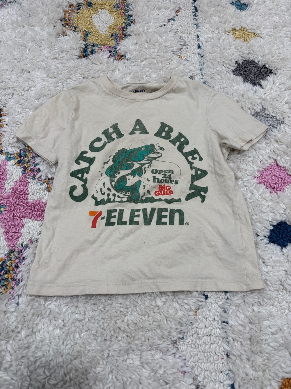 Old Navy 7-11 T-shirt
